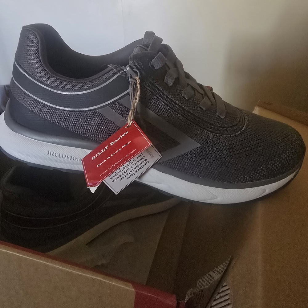 Inclusive Men's Athletic Shoe